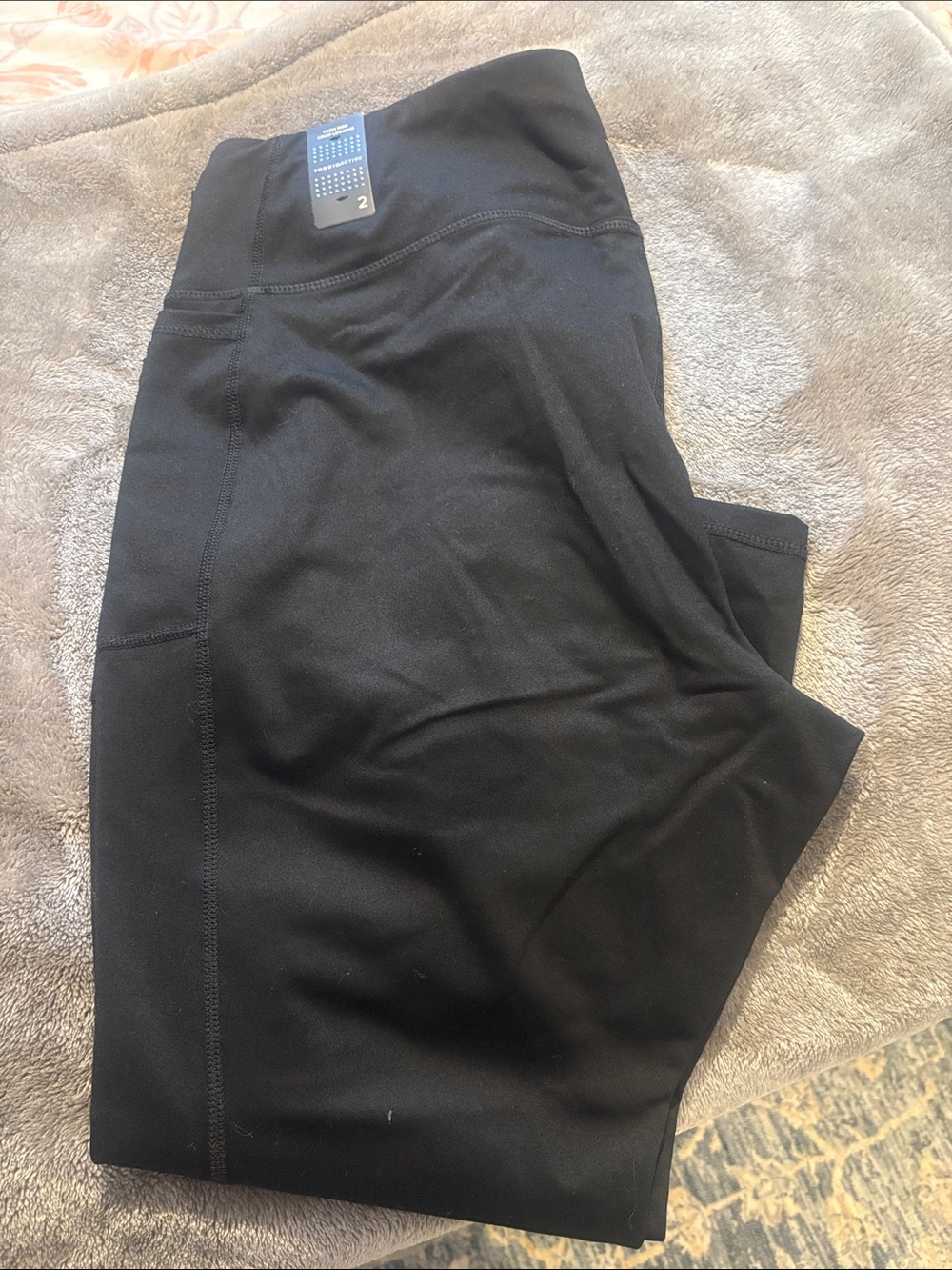 Women’s cropped work out pants - Performance Stretch